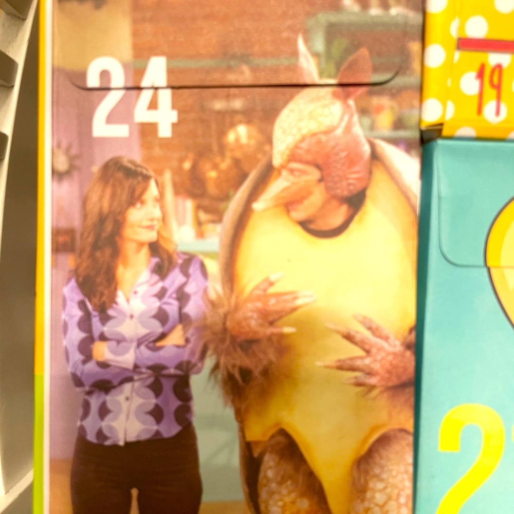 Friends Advent Calendar - Picture 6 of 8